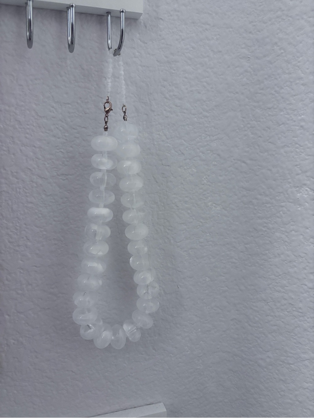 Chunky White Beaded Necklace - Women Jewelry
